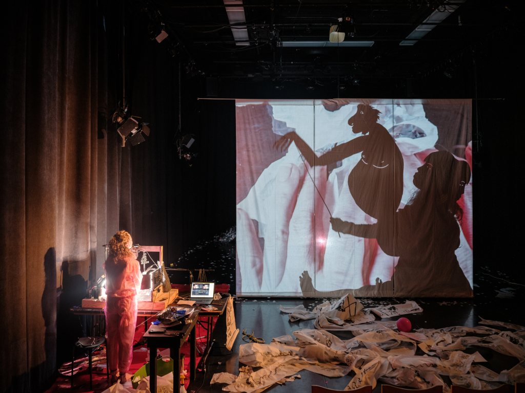 4 2 - Rachel Gray - Interdisciplinary Artist