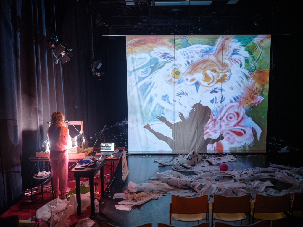 6 1 - Rachel Gray - Interdisciplinary Artist